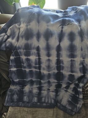 Victoria's Srcret PINK Tie-Dye Pullover Sweatshirt  Logo - Navy & White